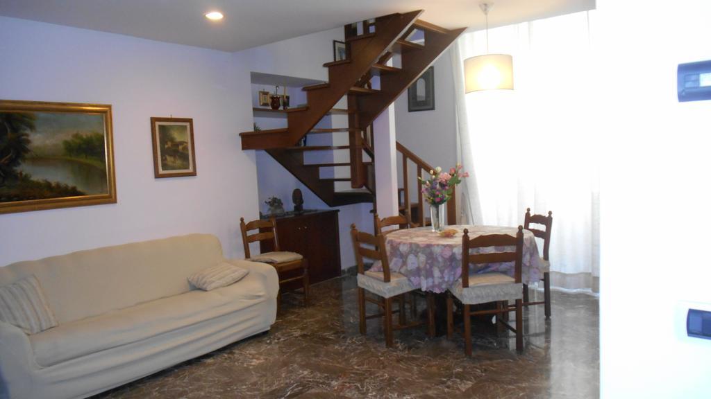 Casa Sannazzaro Apartment Naples Room photo